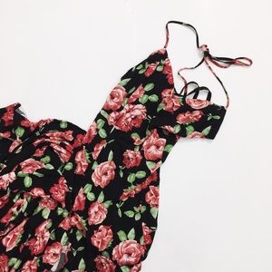 Forever 21 | Black Floral Maxi Dress Size Small